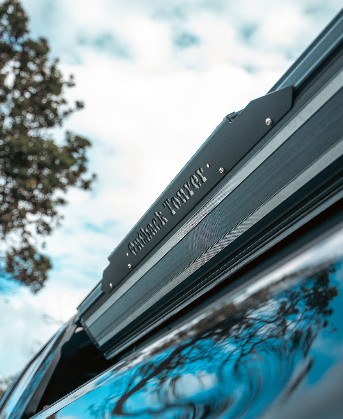 OT 1.9 Pro Car Rooftop Tent